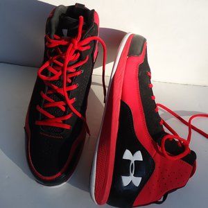 SIZE 12. Under Armour Jet Men's basketball shoes.